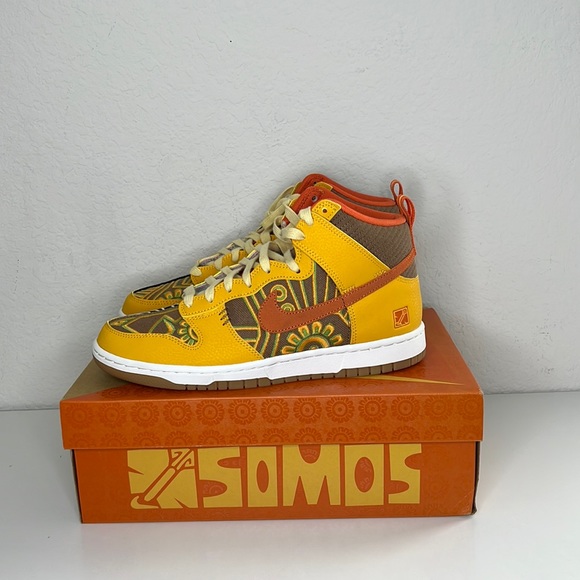 Nike Other - Nike Dunk High PRM Premium Sneakers “Somos Familia” Size 9.5